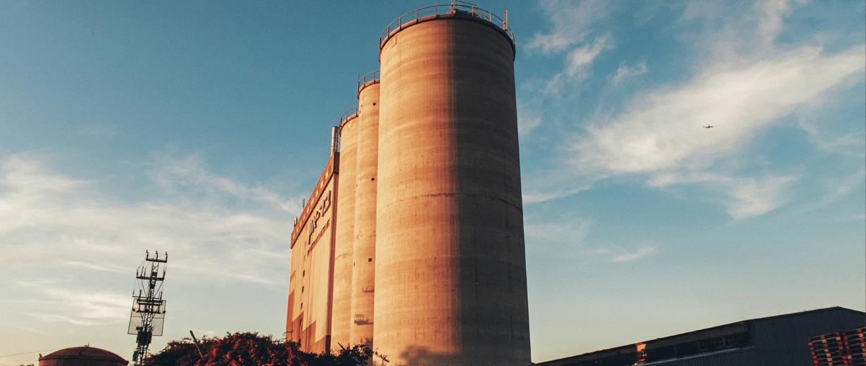 Banner - Benefits of Workflow Automation in the Oil and Gas Industry