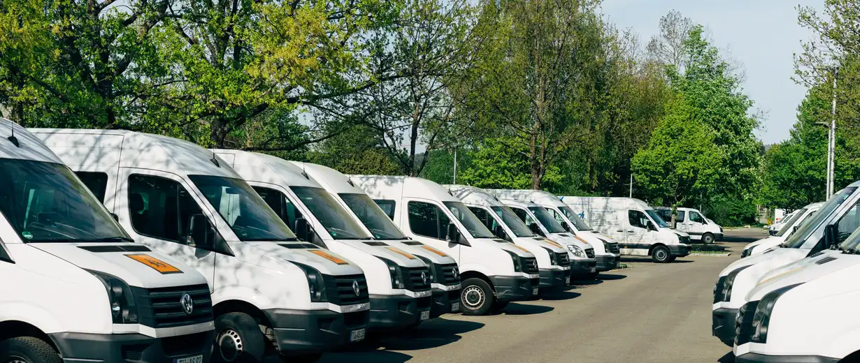 Banner - 8 Effective Ways IoT Revolutionizes Fleet Management